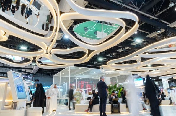 How Can You Position Products to Encourage More Conversations at Your Exhibition Booth?