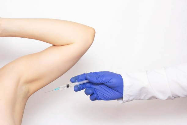 Can Botox Injections for Sweaty Glands Help With Shirt Stains